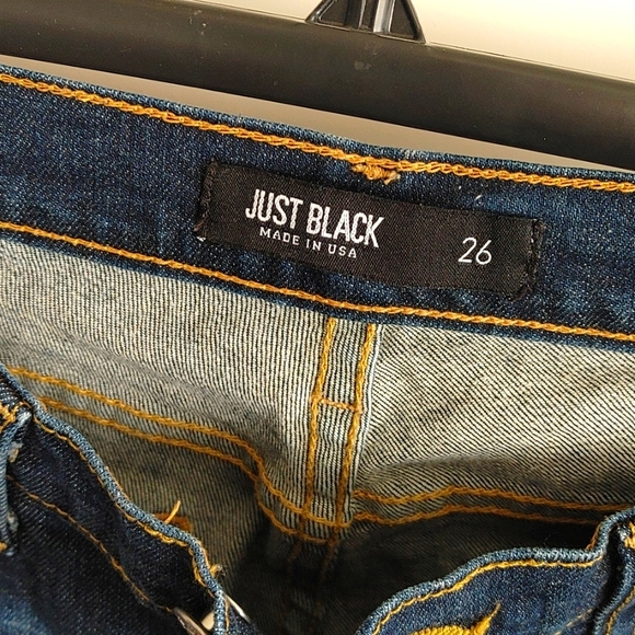 Just Black S26 Slightly Distressed Denim - Picture 4 of 5